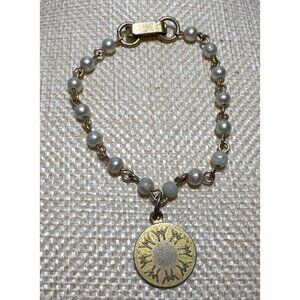 Expo 67 Faux Pearl Bracelet Gold Tone Clasp Medallion Canada Petite or Childs